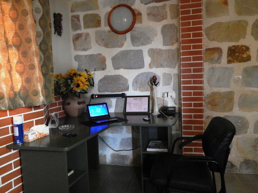 Résidence Hôtelière Océane Lomé Habitación foto